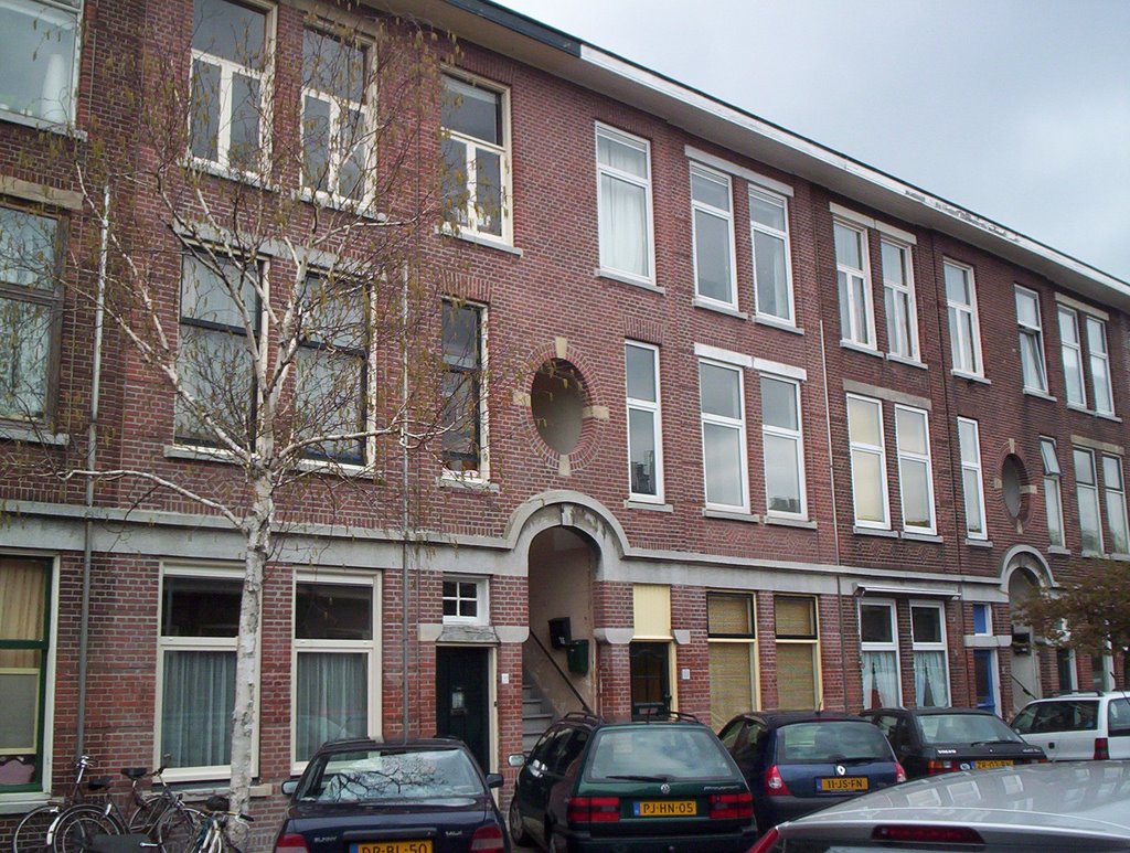 Genestetstraat Leiden by RfmT