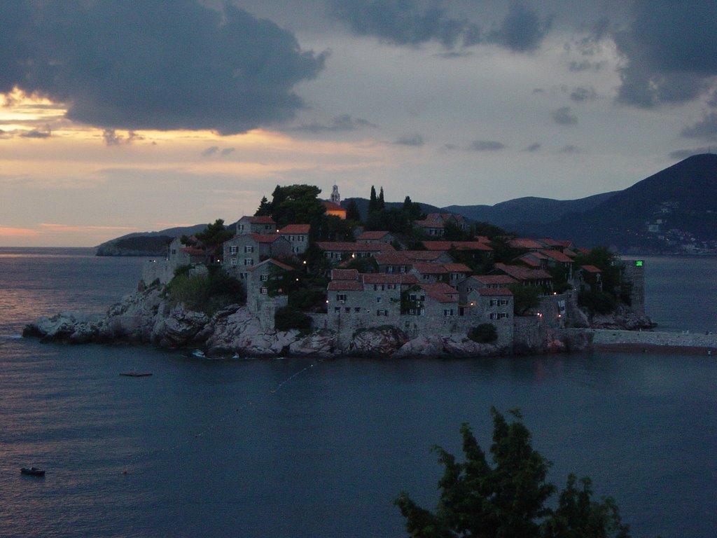 Sveti Stefan by redzepi.azmir