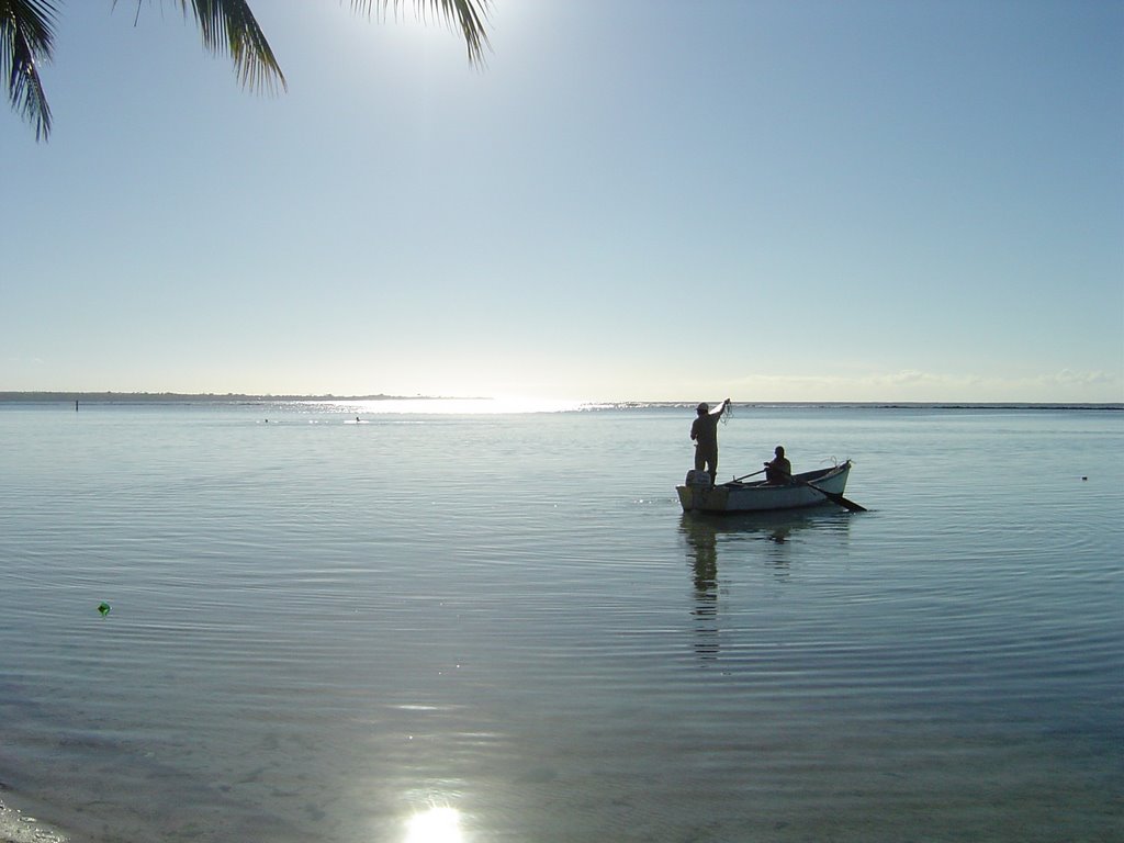 La plage de Bocha Chica le matin by Fabrice Chicot