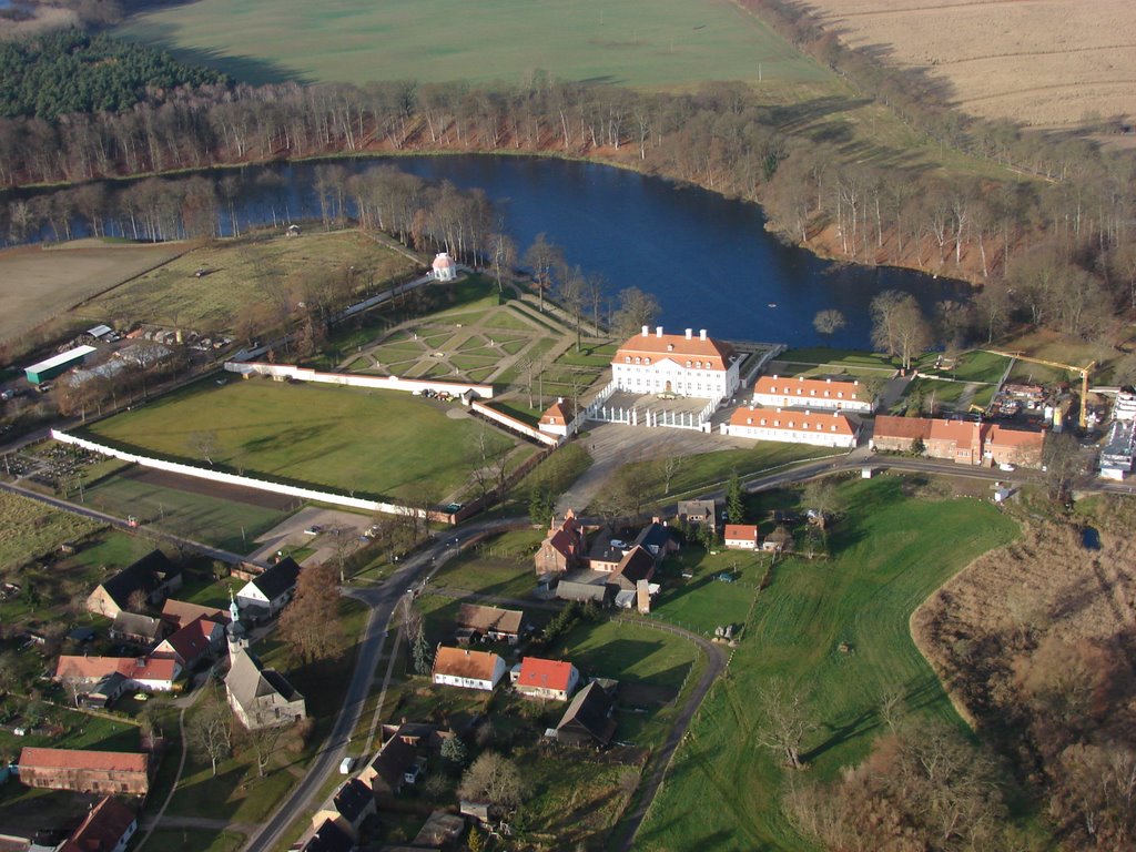 Gästehaus der Bundesregierung "Schloss Meseberg" by Kartoffelhorst