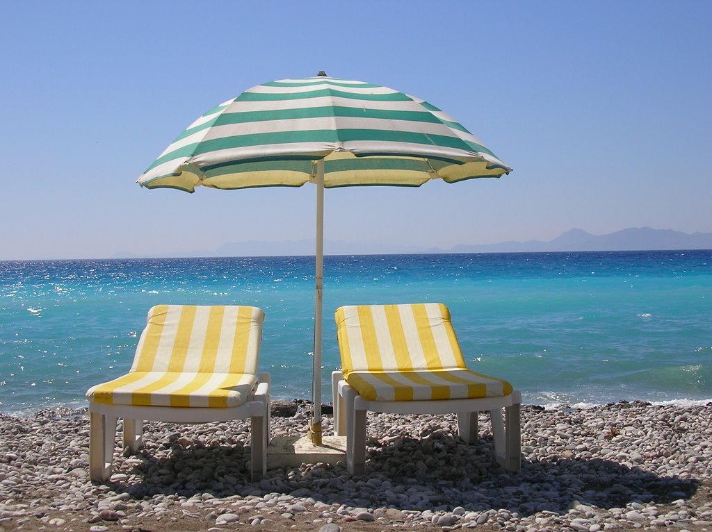 On the beach looking towards Rhodos by Timmem