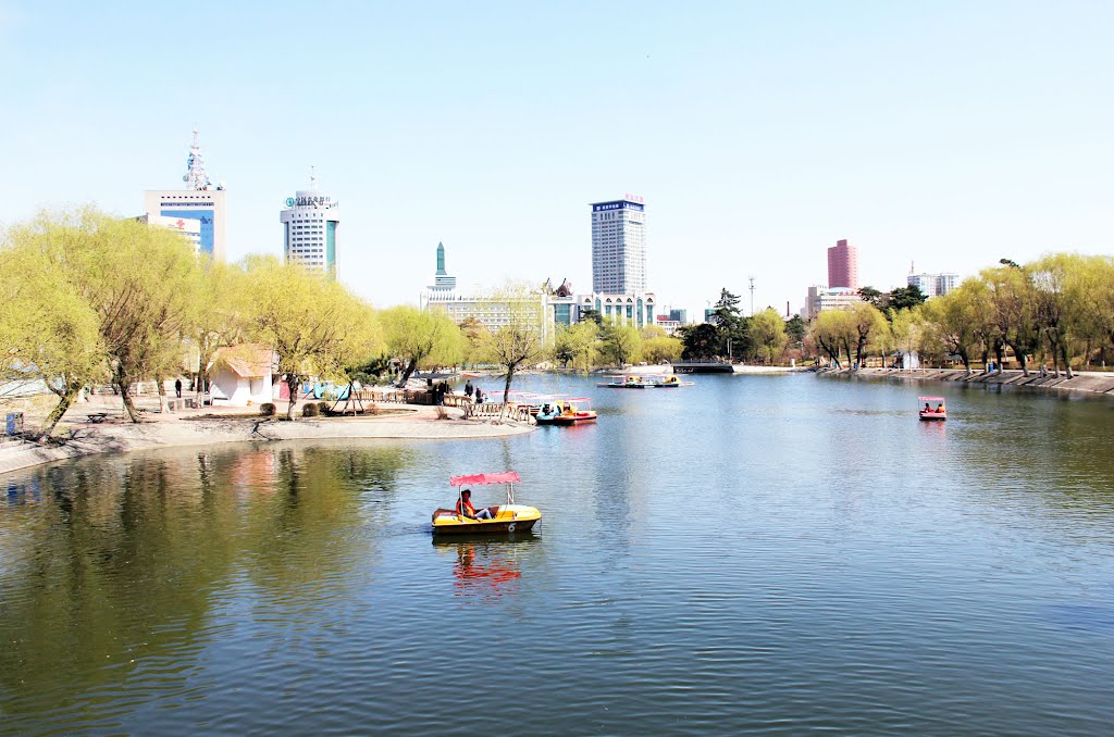 春到胜利公园Spring Comes to Shengli Park by wanghongtao999