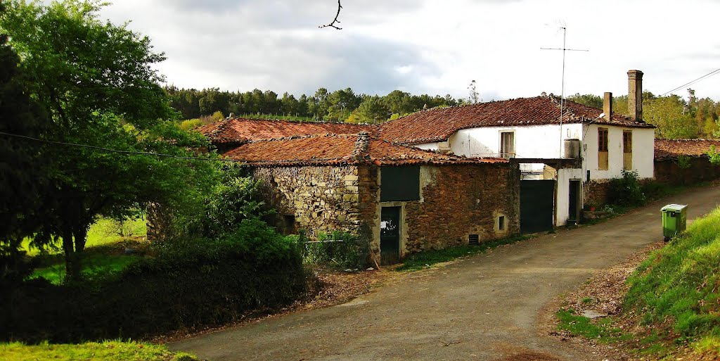 Casa rústica en Val - (Agolada) by Foto Colocador