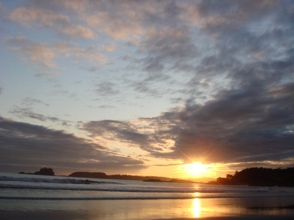 Chesterman beach, sunset by deirdre