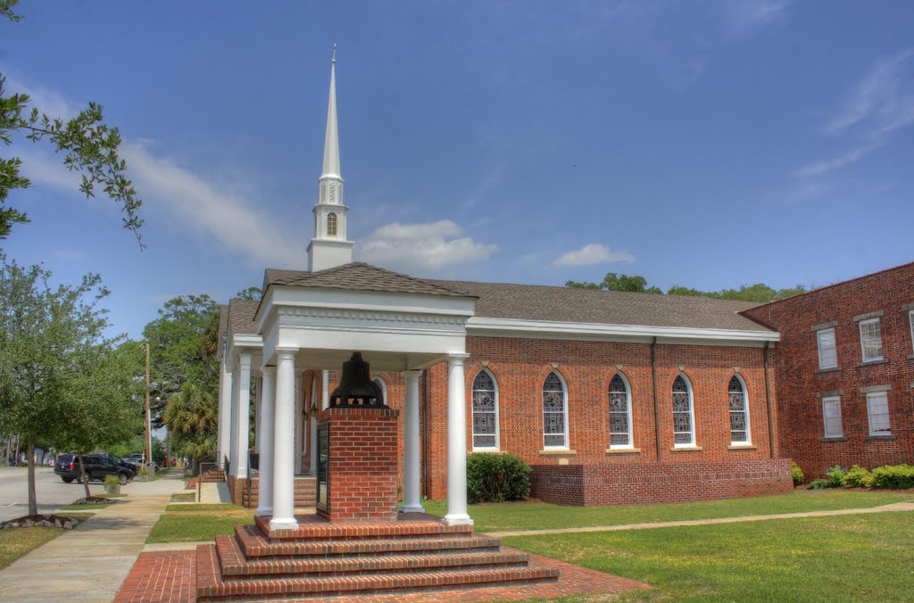 Southport Baptist Church by John Carter