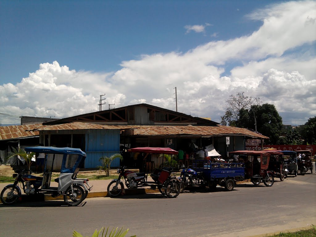 Mercado de Abastos Bda. de Shlicayo by AmacedoS