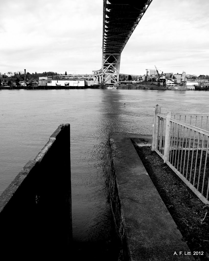 Fremont Bridge. Portland, Oregon. April 2, 2012. by Aaron Litt