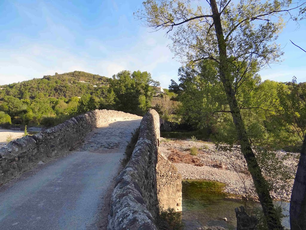 St Martin: Pont Romain by Jean-Louis Delegue