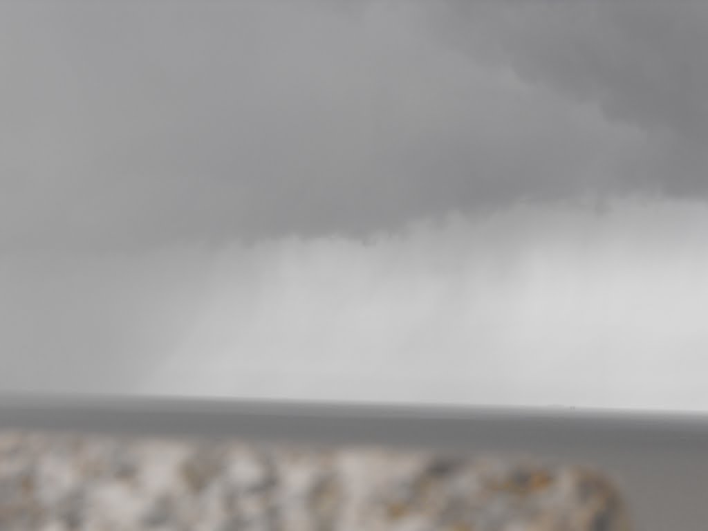 Heavy Rain Clouds Over Walton-On-The-Naze by cycysputnik