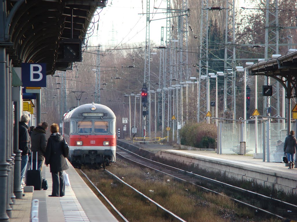 Bahnhof Unna (RE7) Dezember 2011 by DortmundWestfalica