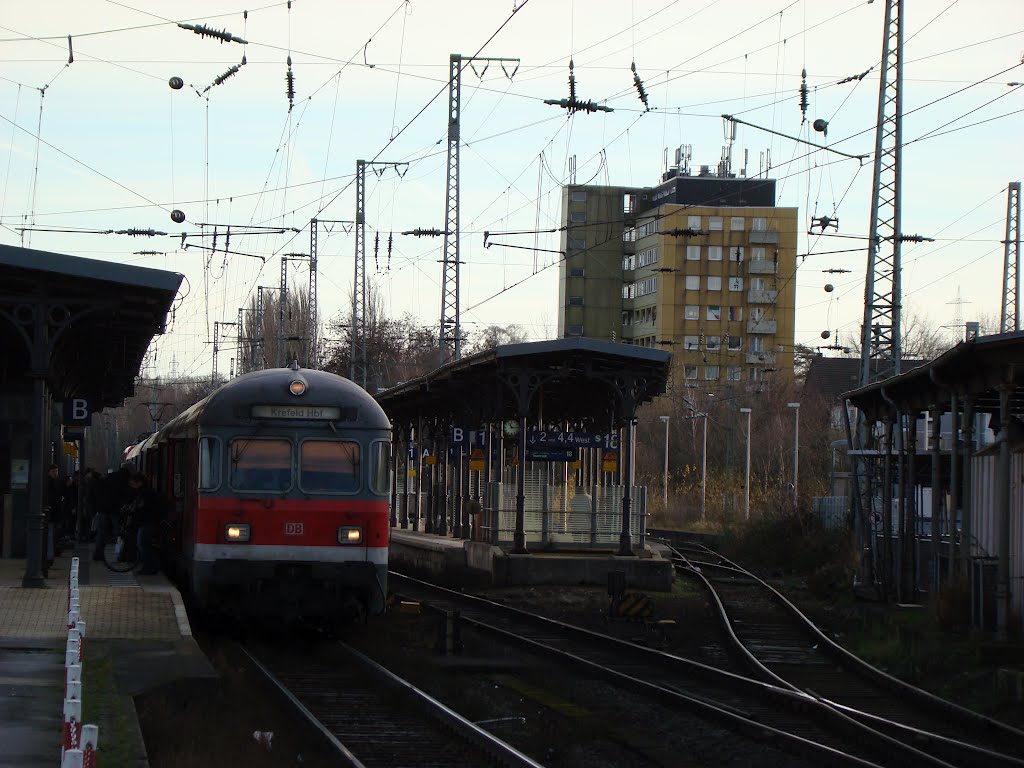 Bahnhof Unna (RE7) Dezember 2011 by DortmundWestfalica