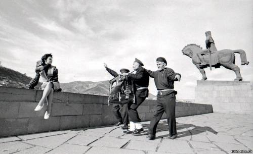 1971 Vakhtang Gorgasali monument by Gela Vasadze