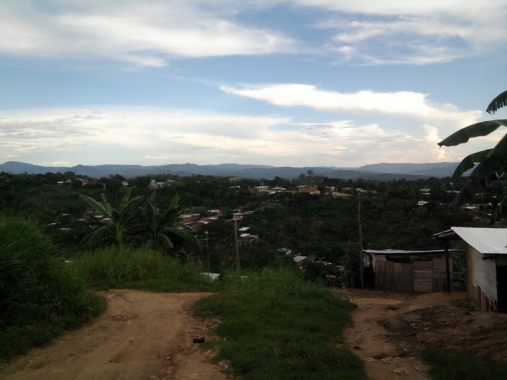 Vista de los AA. VV desde el otro lado Zona Alta de la Bda. by AmacedoS