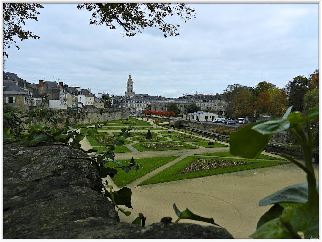 Vannes : les jardins des remparts by JLMEVEL