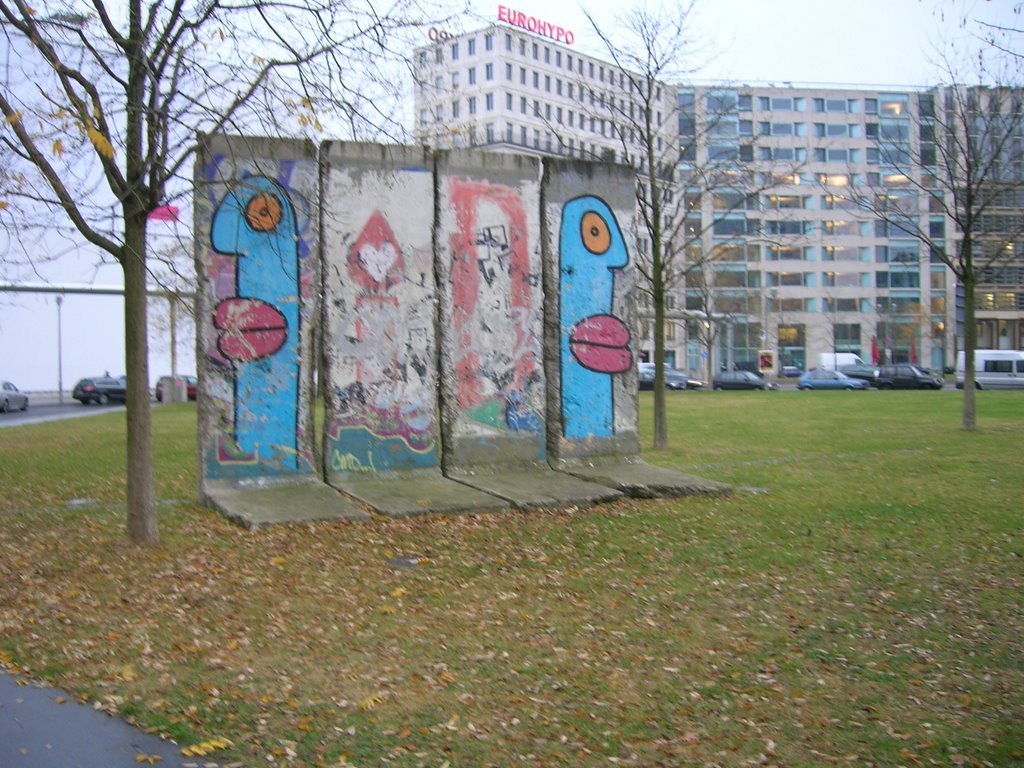 Berliner Mauer at Leipziger Platz by franchoo