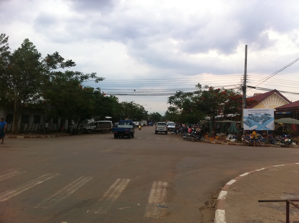 Salavan Town by អាន យ៉ុន-An Yon