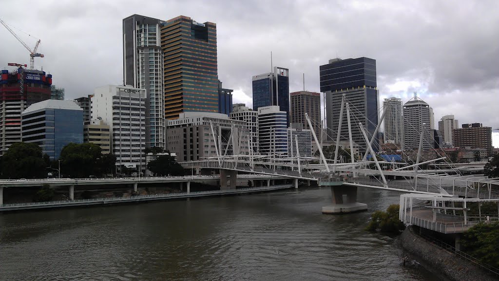 Brisbane QLD, Australia by lonewar