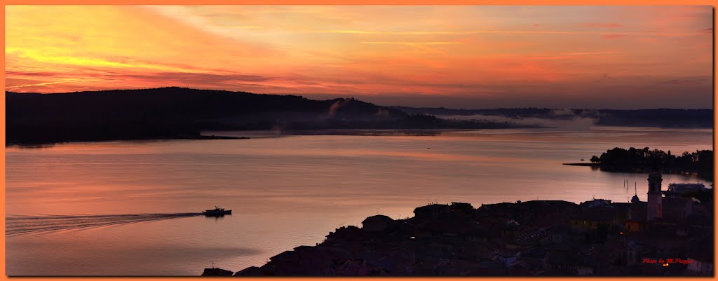 Sorge il sole sulla Rocca di Arona - 3 by Maurizio Piazzai