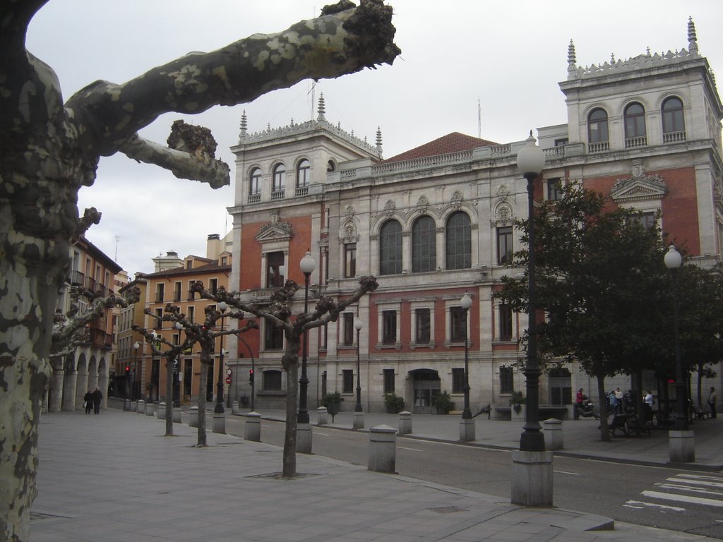 Plaza de la Rinconada y edificio del Ayuntamiento by Daniel Aréchiga