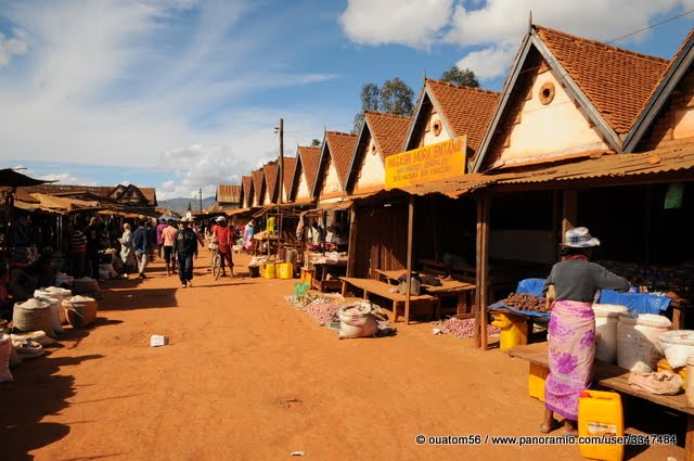 Au marché d'Ambalavao by ouatom56