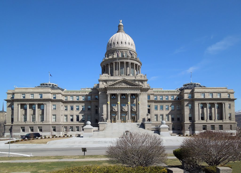 Idaho Capitol Building by Karl Fengler