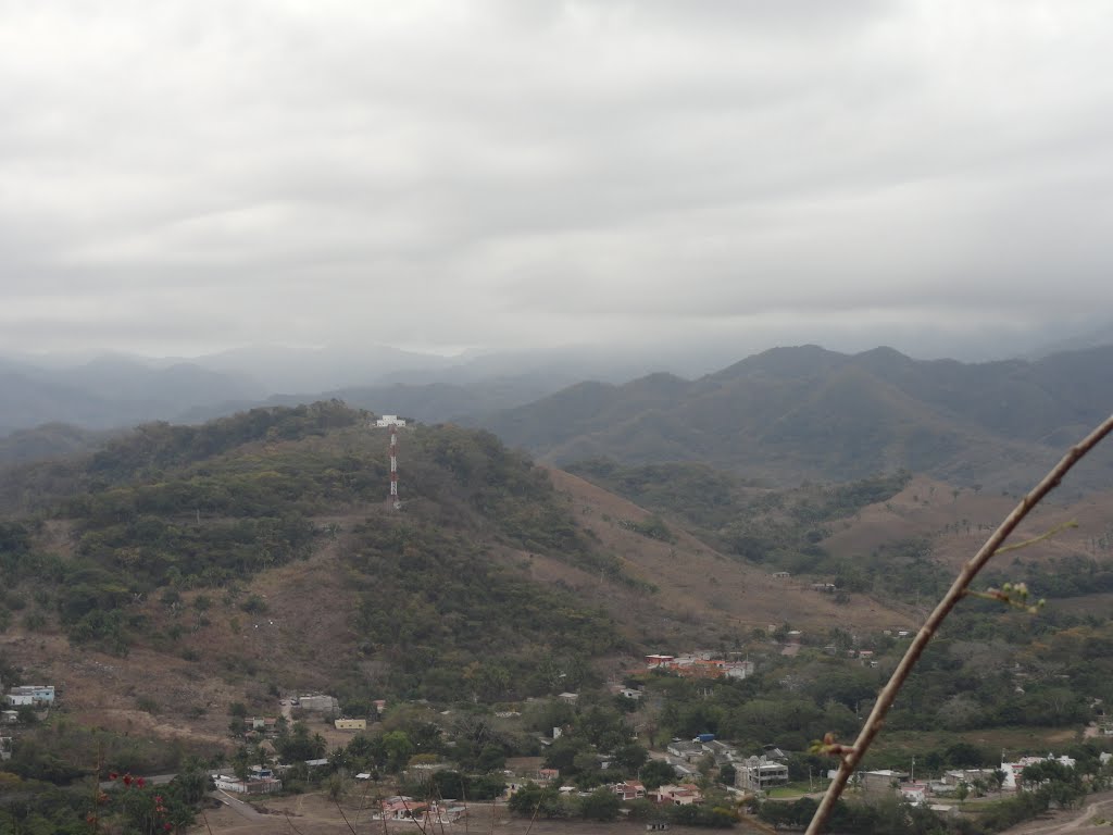 ZONA MONTAÑOSA EN NAYARIT by Fernando Abundis