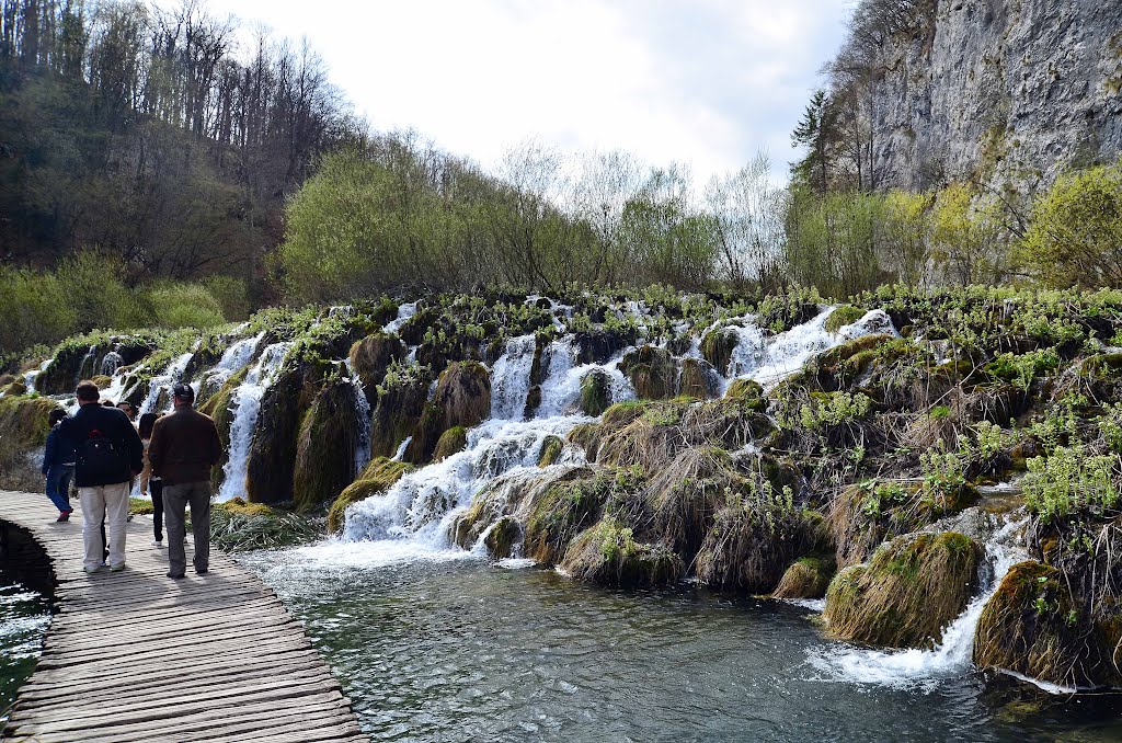 Plitvice Lakes ( jezera) National Park Croatia 克羅地亜 十六湖國家公園 by Cheuk