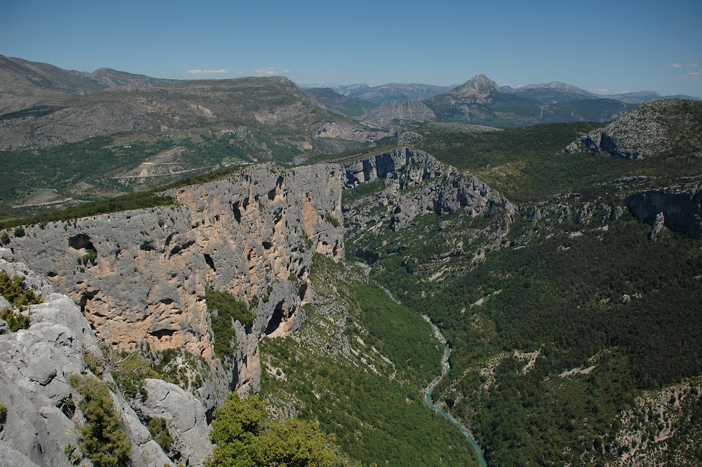 Gorges du Verdon - lungo il fiume si sviluppa il sentiero Martel by Luca Rosso