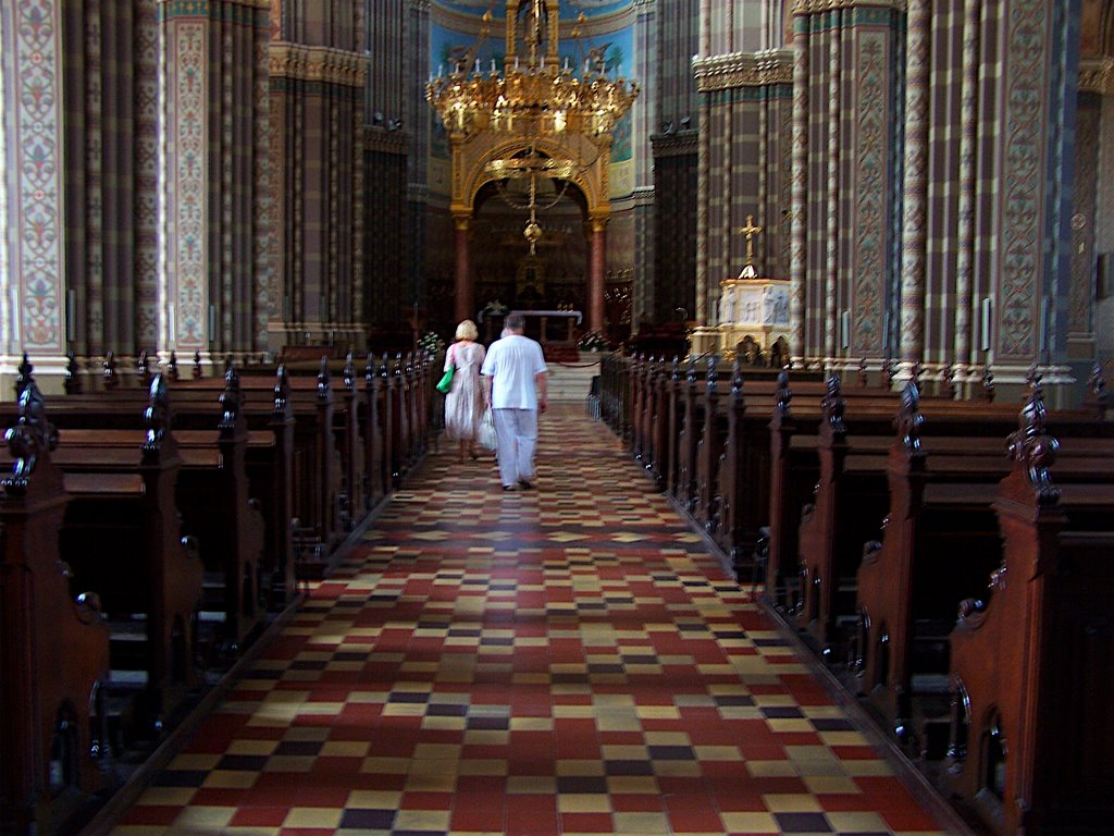 Inside Cathedral (Floor) by Geoff Bachelder