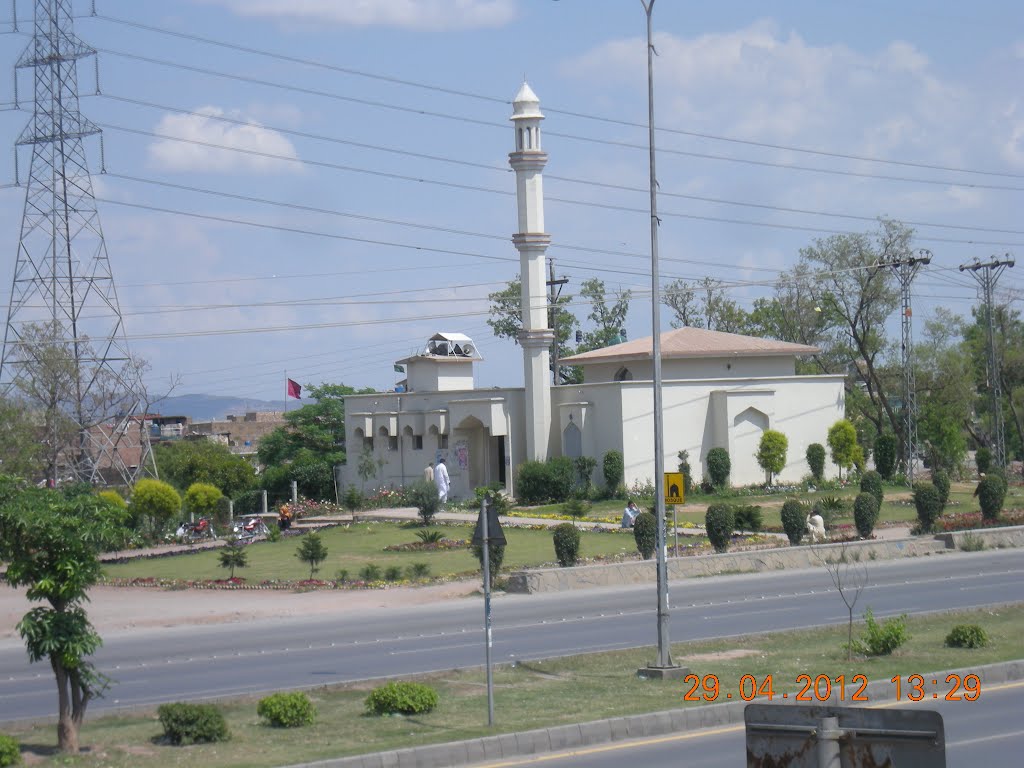 Zia masjid by Inaam Ur Raheem