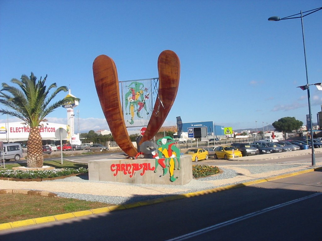 Monum. al Carnaval by Santos Fernández