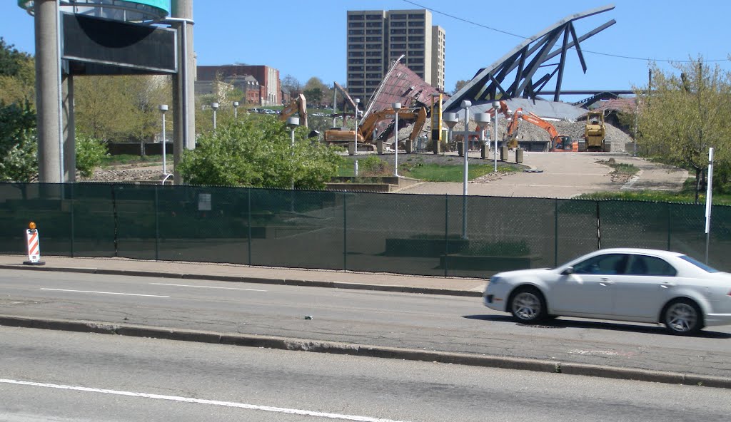 The old Igloo (Penguins former home) being dismantled by Larry LaRose