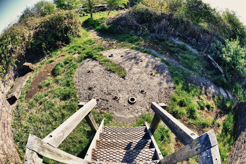 Anti aircraft battery 623 mumbles hill by fat-freddies-cat