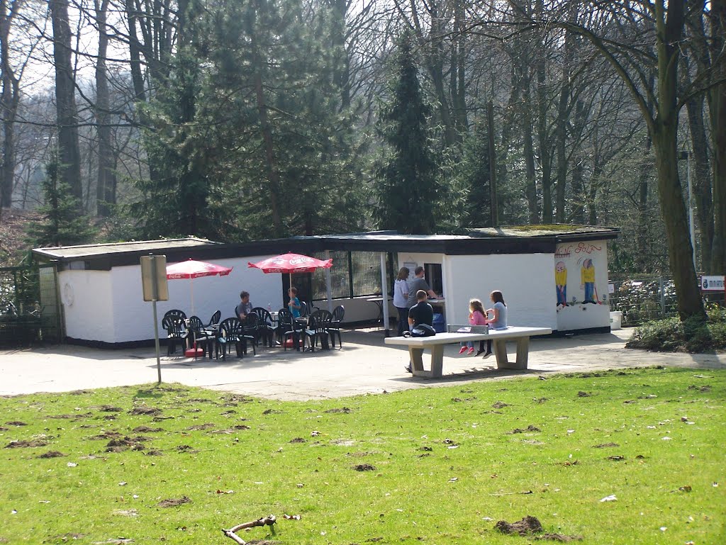 Kiosk im Gysenbergpark by Jawi90