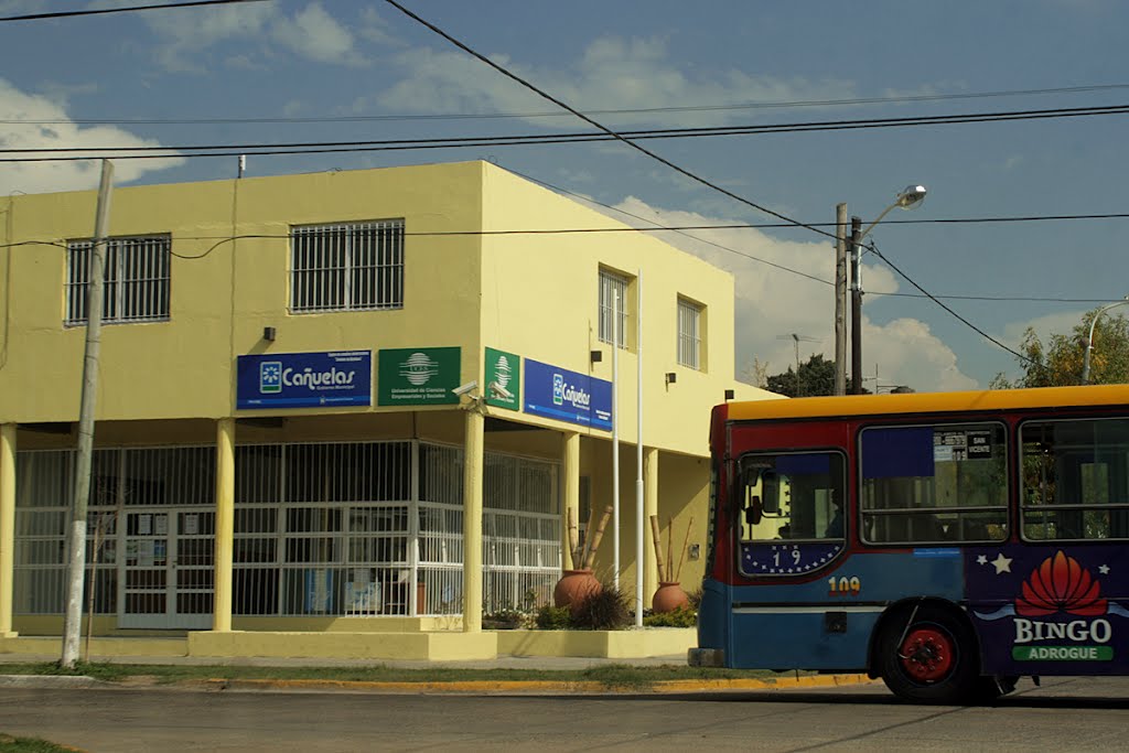 Centro Jóvenes de Malvinas © German Hergenrether by German Hergenrether