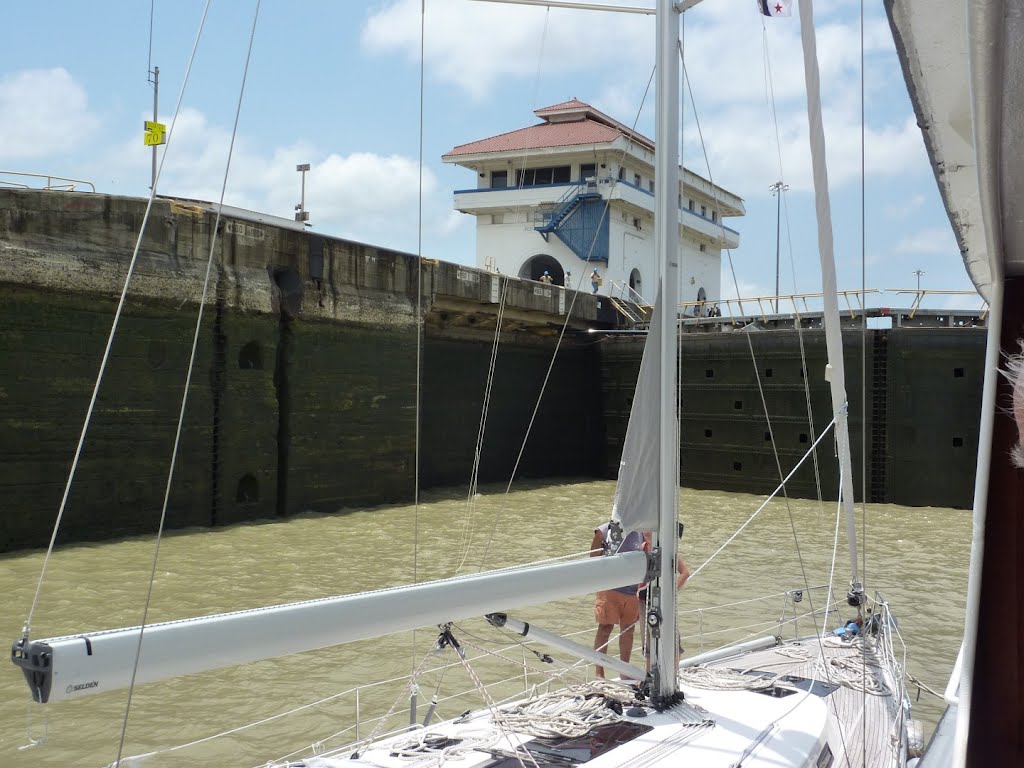 Esclusas de Pedro Miguel, Canal de Panamá by luchogu