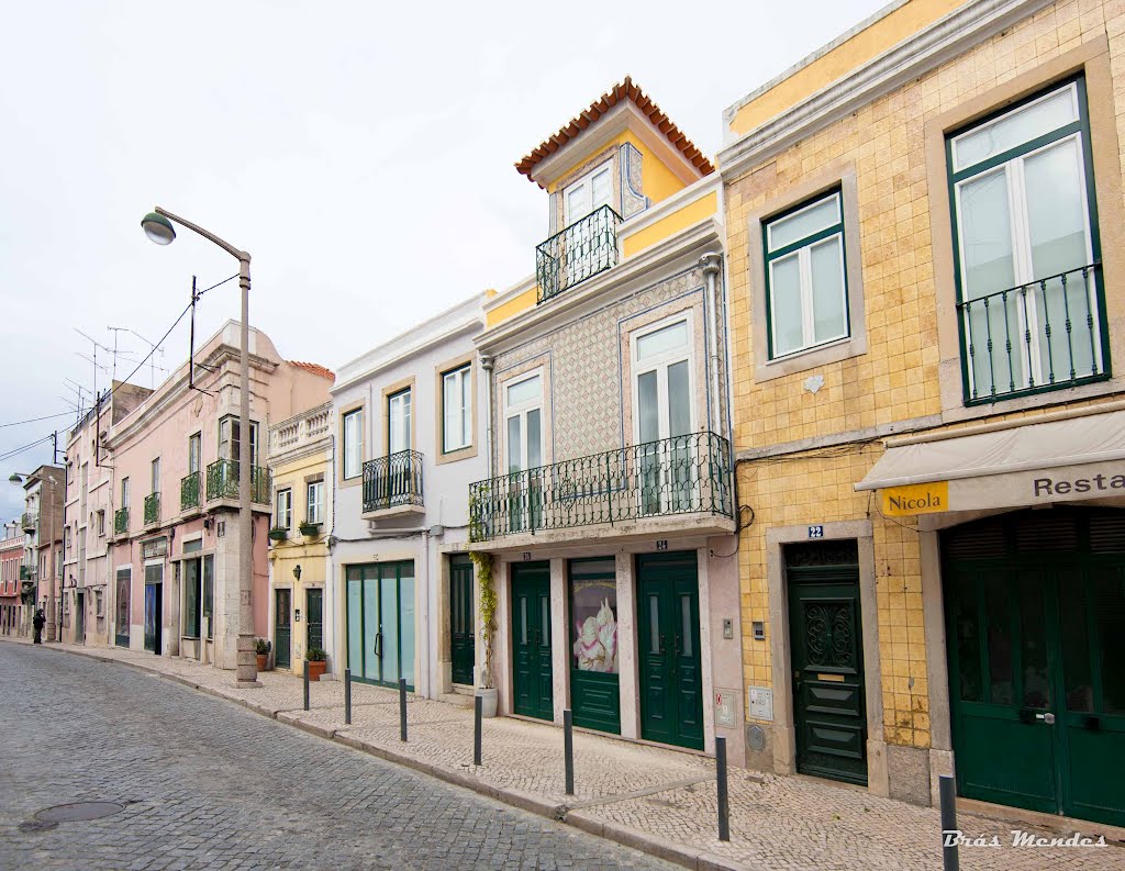 Rua do Lumiar by Brás Mendes