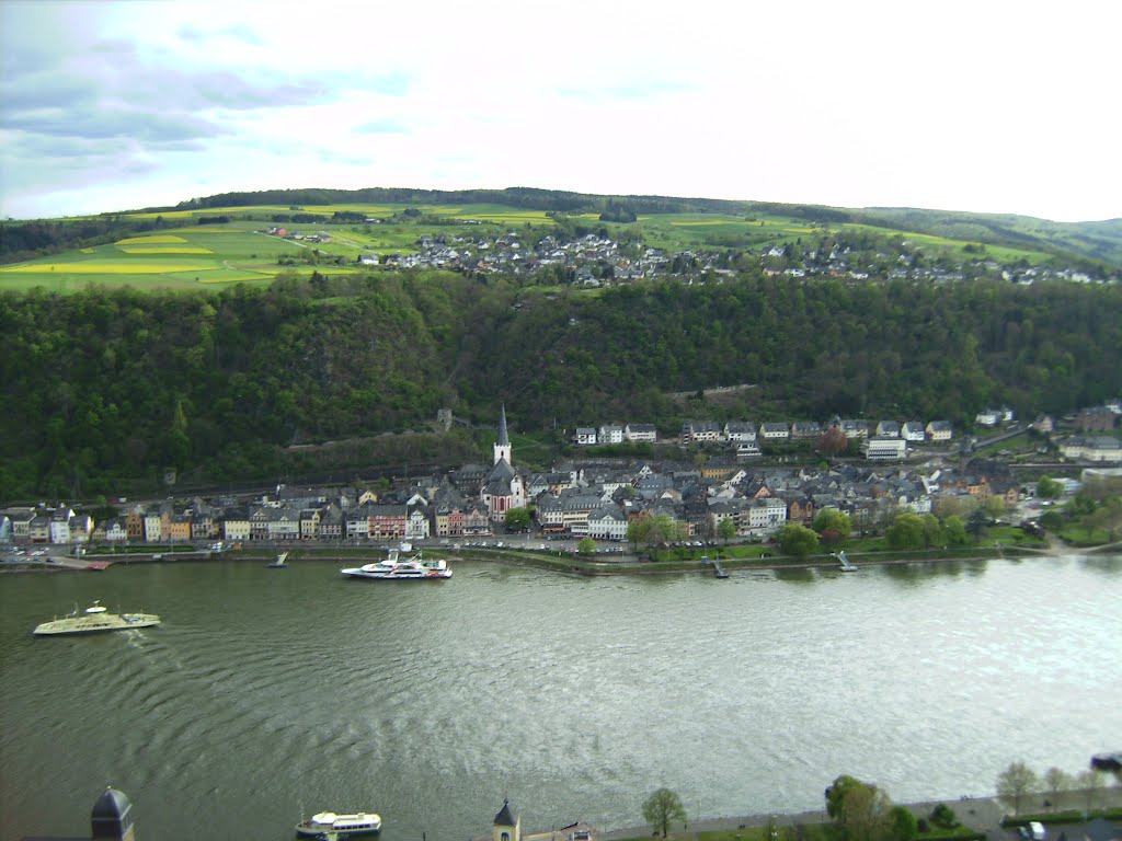 Blick auf St. Goar und Biebernheim by ELiHo