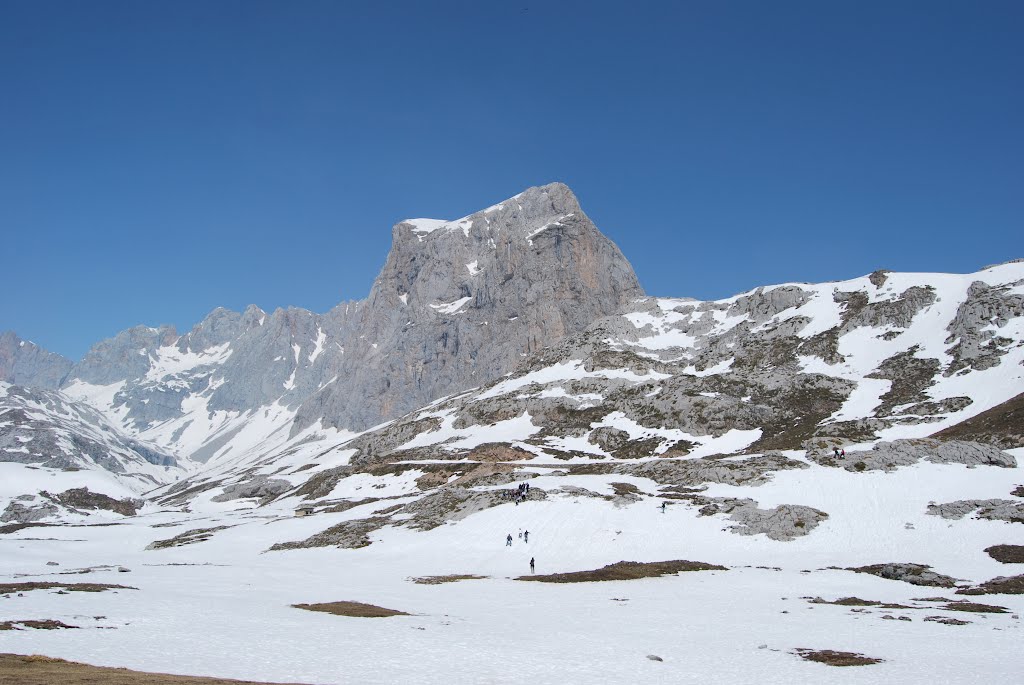 Fuende De-Picos de Europa, España by Caronte I