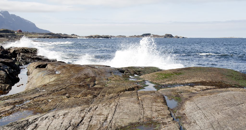 Oceanic view from The Atlantic Road by Lars Brubæk