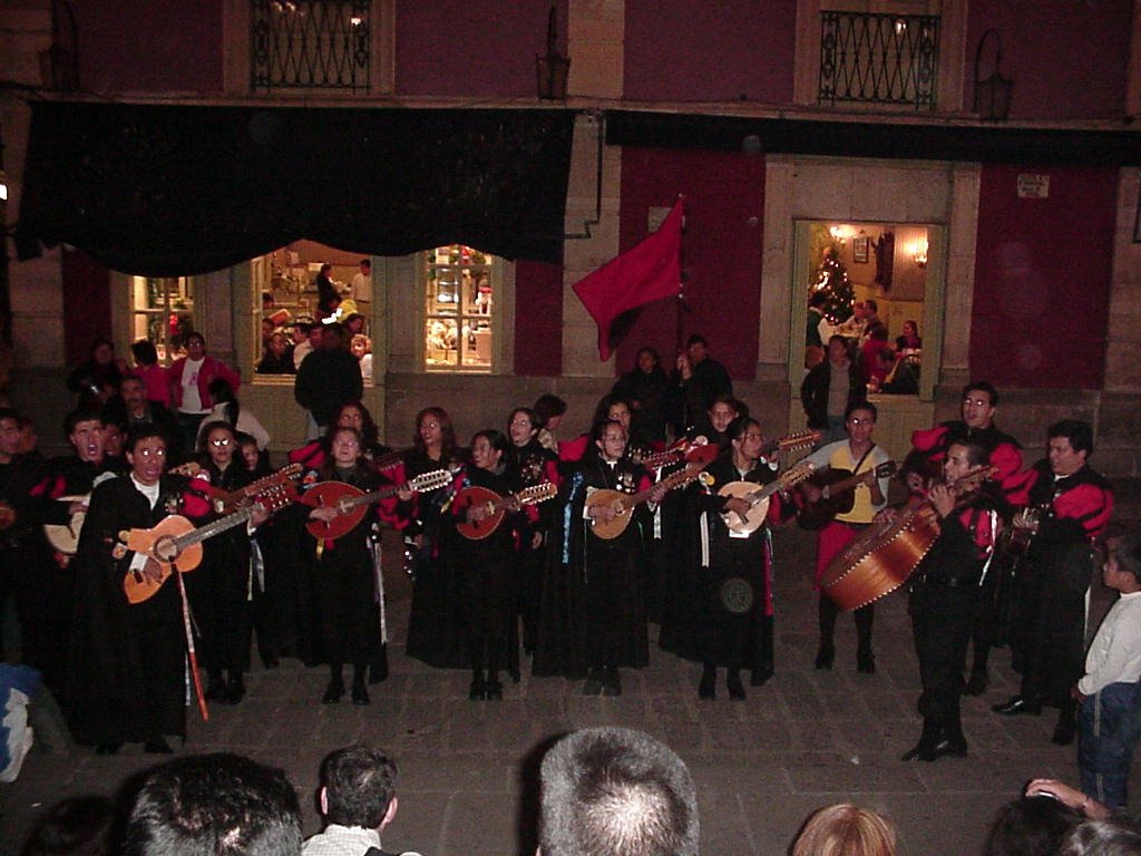 Callejoneadas Guanajuato by chino14