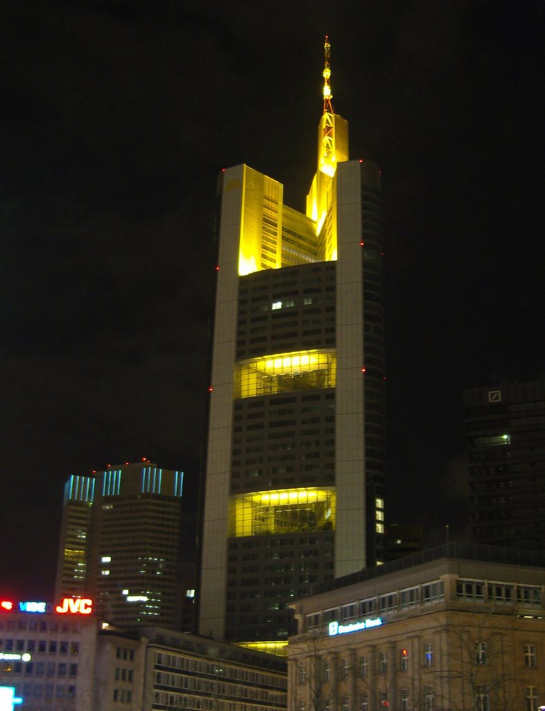 Comerzbank-Tower by night by Jochen Mahler