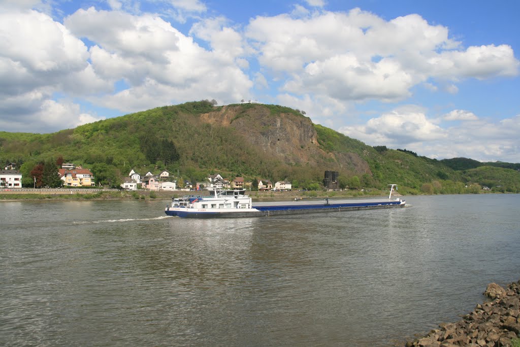 Blick auf Erpeler Ley by Niederkasseler by Niederkasseler