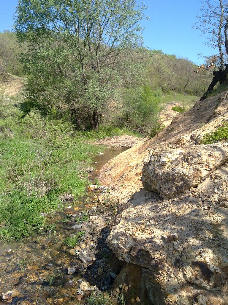 Unnamed Road, Sekulitsa, Macedonia (FYROM) by Sakulicki