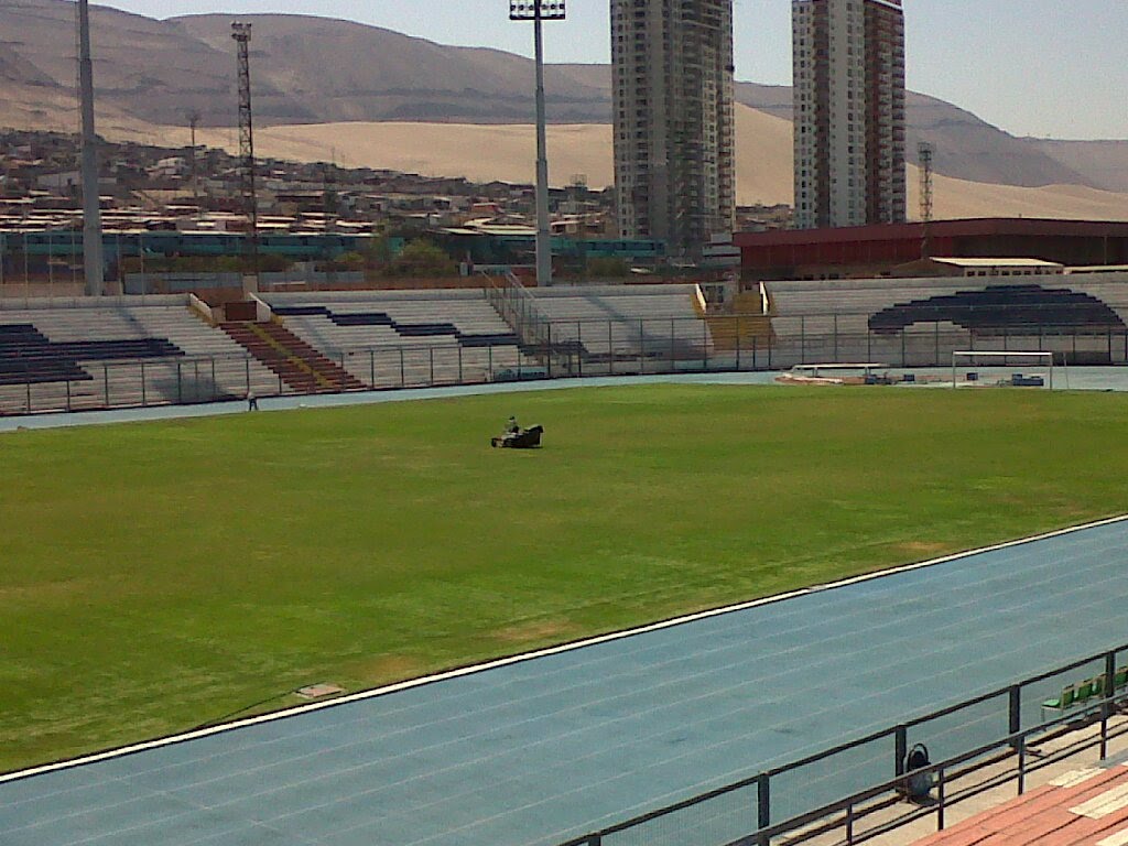 Estadio Tierra de Campeones, Iquique by fracktrain