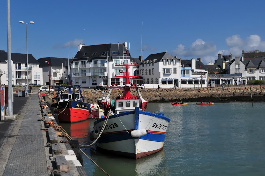 Lesconil fishing port by BritPlom