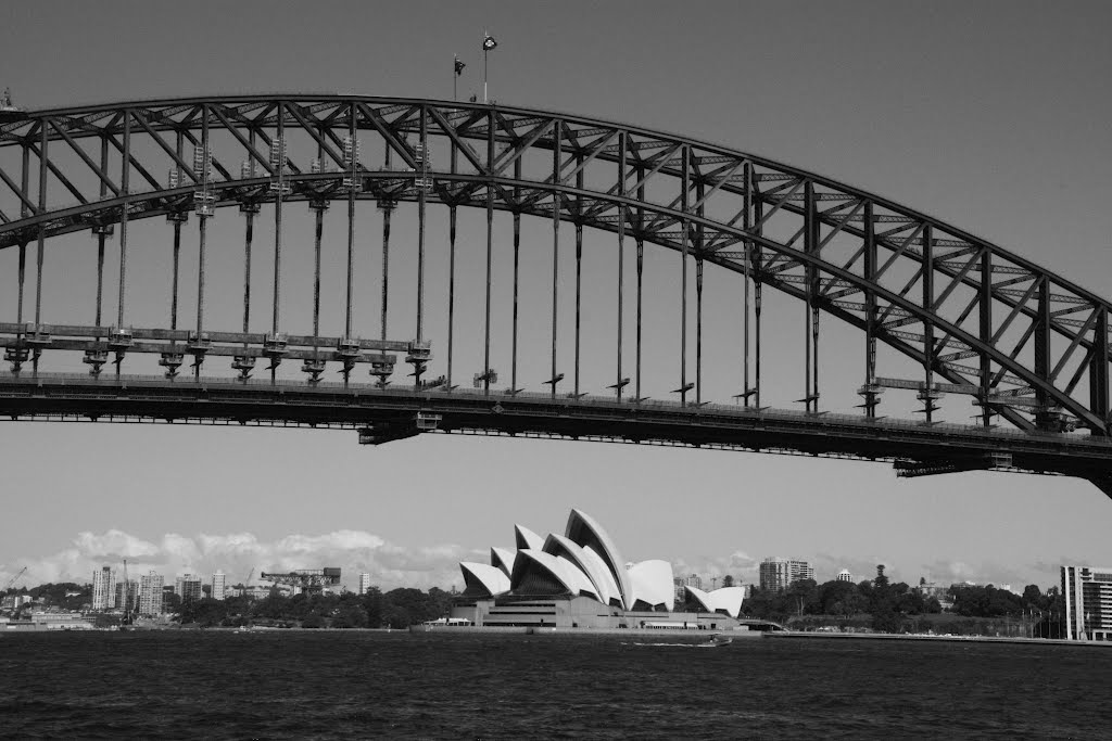 Operahouse March 2009 by DolbergDownunder