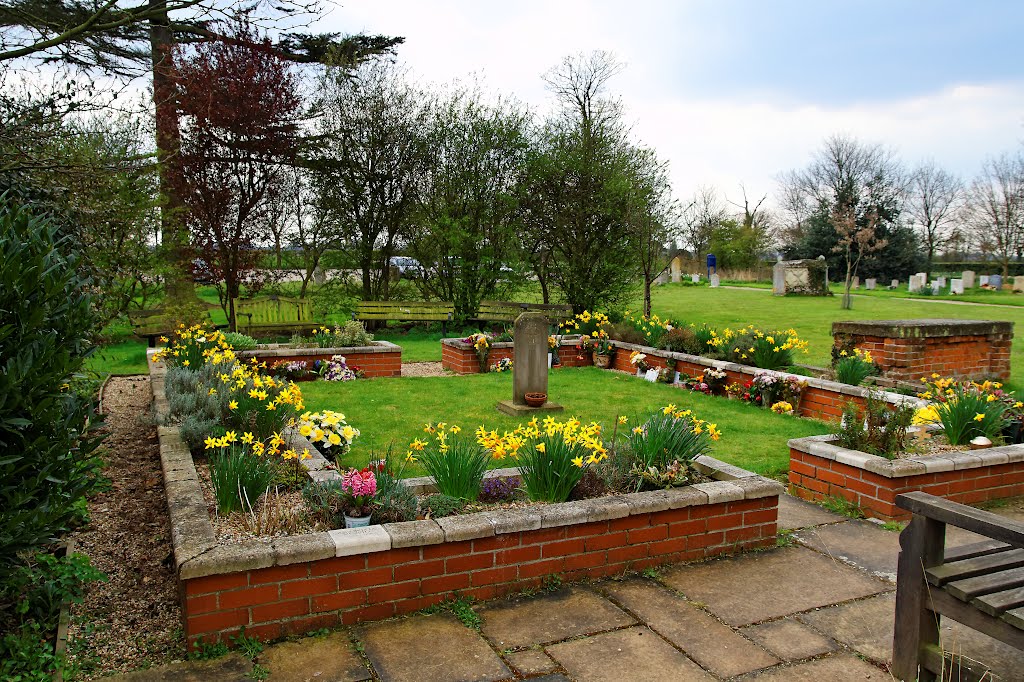 Elmstead Parish Church, garden of remembrance, Essex, April 2012 by Keith Beckett (keith…