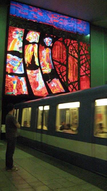 Stained Glass at the Montreal Metro by CanadaenEspanol.ca