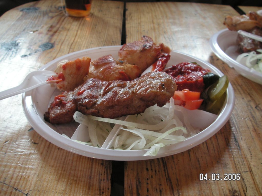 Roast Steak! Ismaloshiy Market, Moscow by kwsglobe